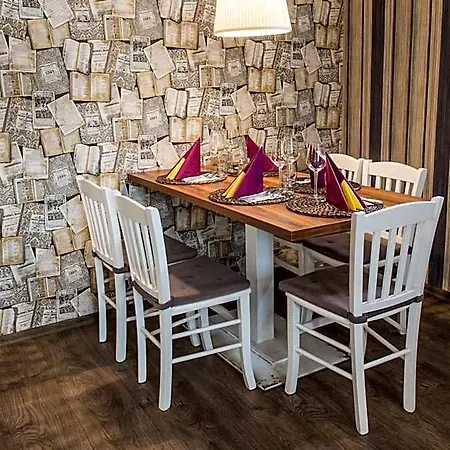 Restaurace Stara Lipa 여관 *